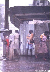 Nairobi sous la pluie (années 70)