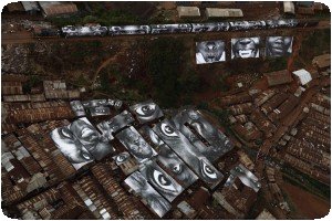 JR - Vue aérienne de Kibera