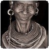 Photo noir et blanc d’un habitant du nord Kenya par John Kenny