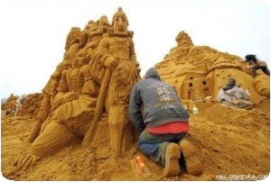 Sculpteur de sable (2)