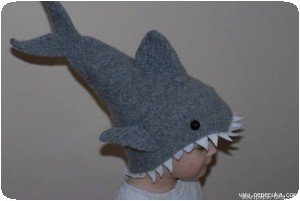Le chapeau requin en crochet